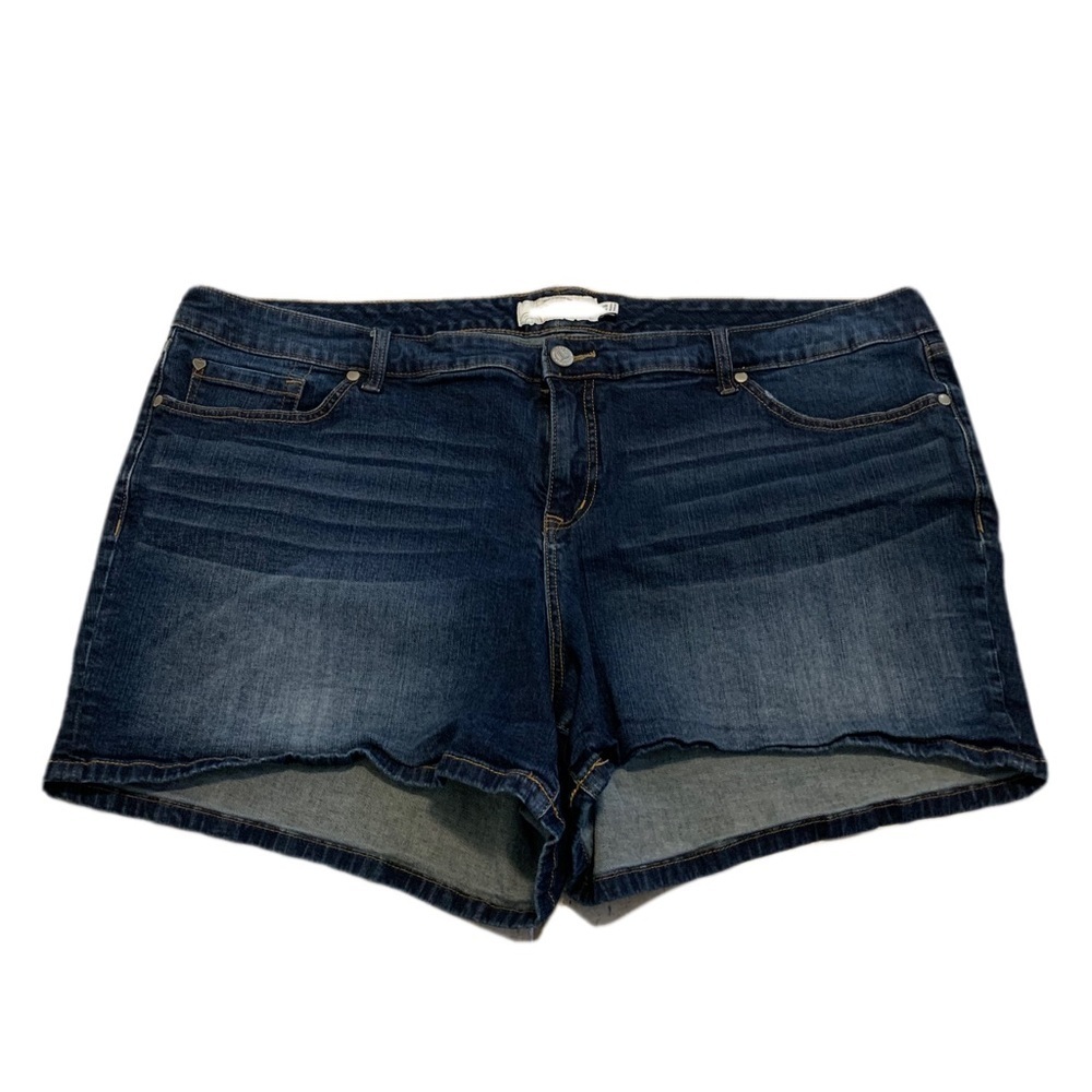 💜 Torrid Denim Jean Shorts Size 26 Dark Wash